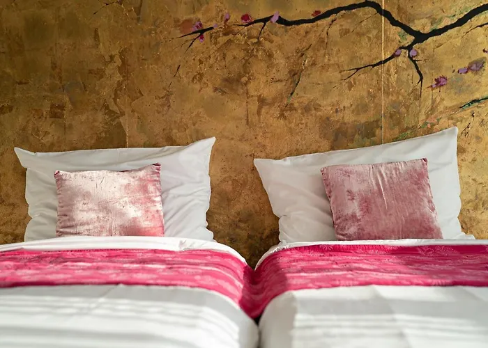 Schlafstadt Hotel 4*